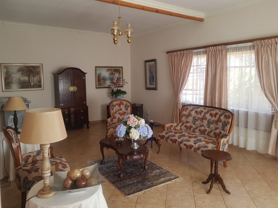 5 Bedroom Property for Sale in Pretoria North Gauteng