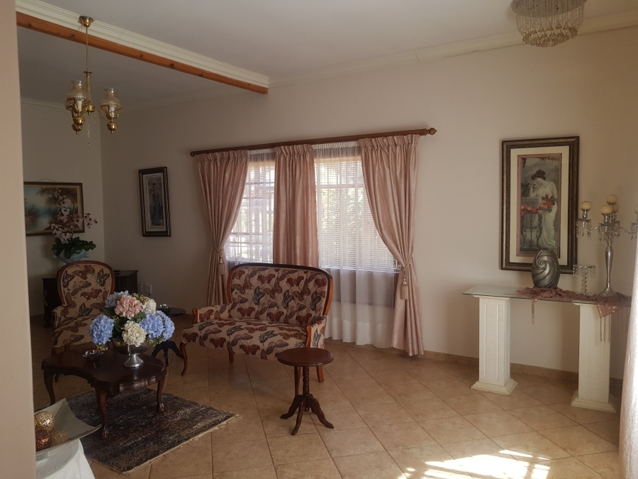 5 Bedroom Property for Sale in Pretoria North Gauteng