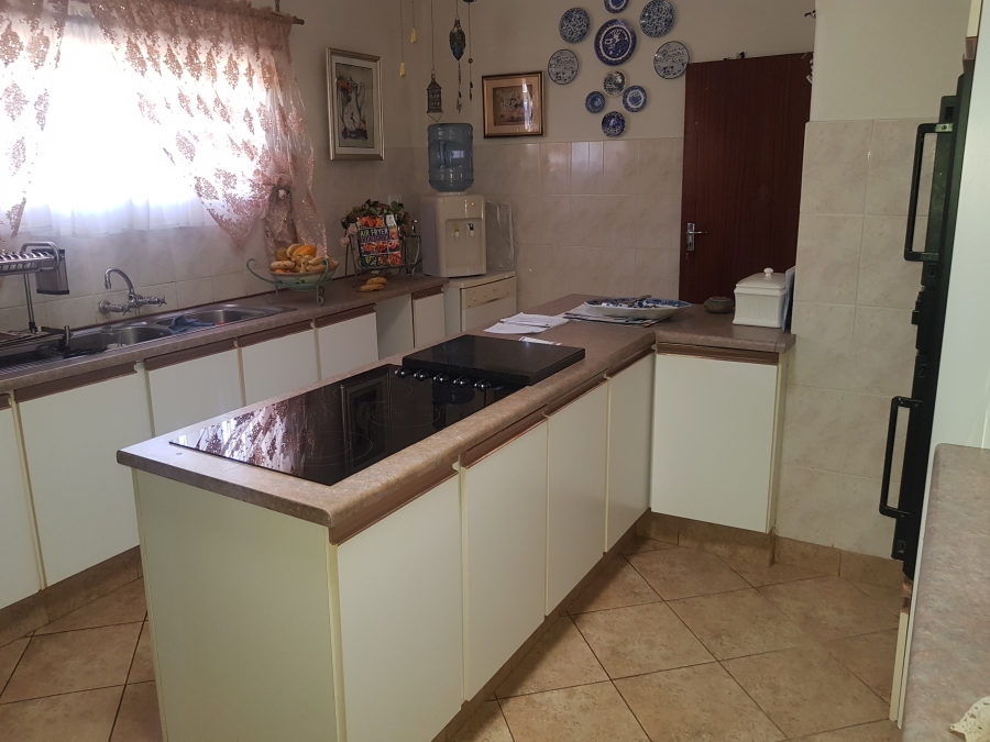 5 Bedroom Property for Sale in Pretoria North Gauteng