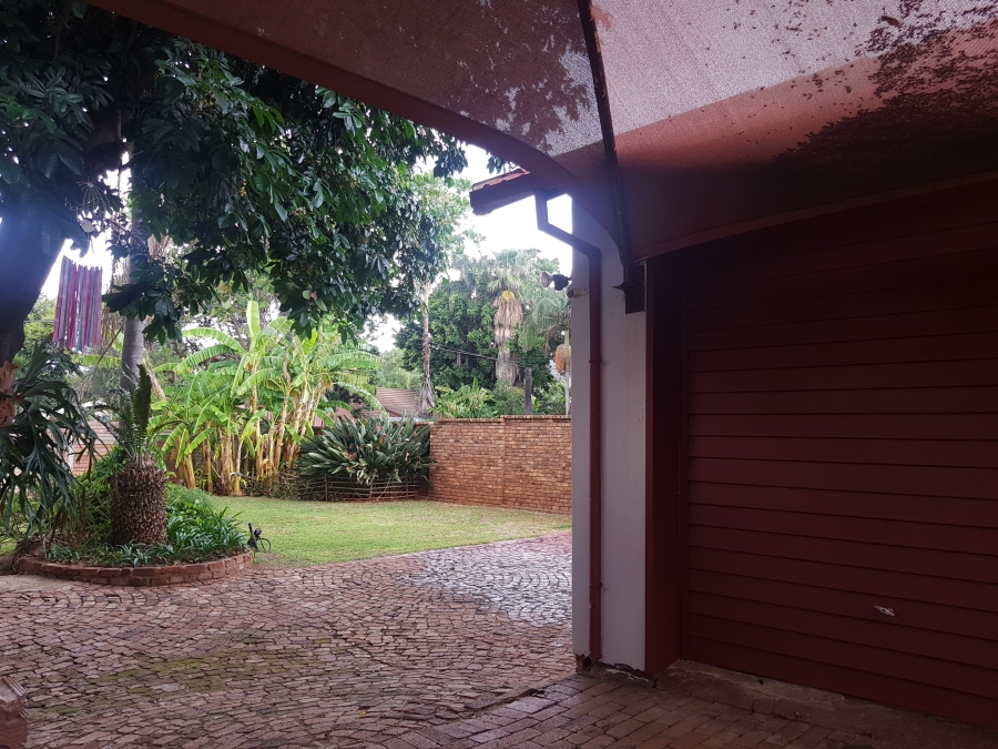 5 Bedroom Property for Sale in Pretoria North Gauteng