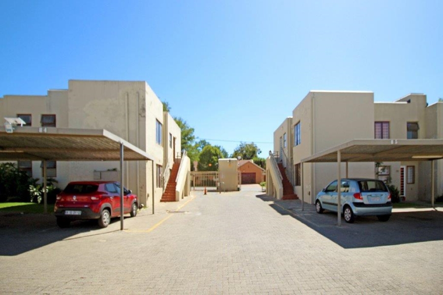 To Let 1 Bedroom Property for Rent in Kew Gauteng