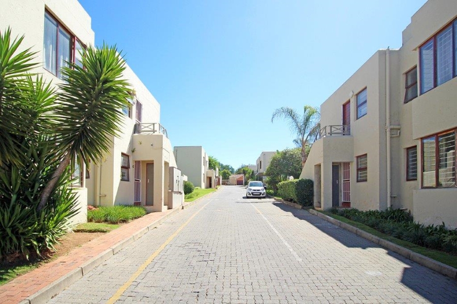 To Let 1 Bedroom Property for Rent in Kew Gauteng