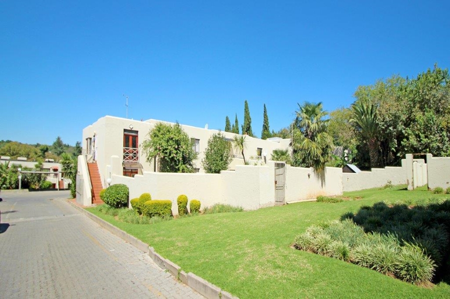 To Let 1 Bedroom Property for Rent in Kew Gauteng