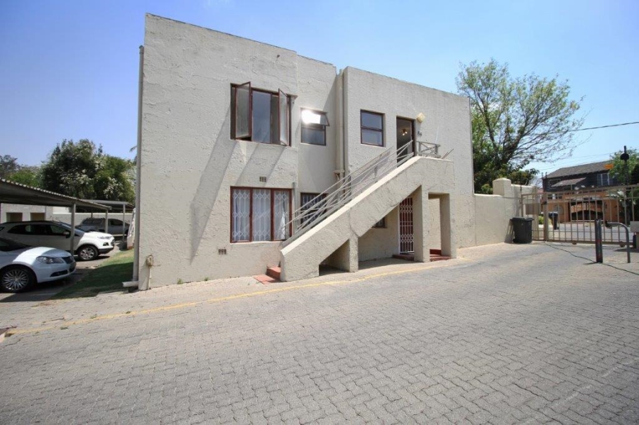 To Let 1 Bedroom Property for Rent in Kew Gauteng