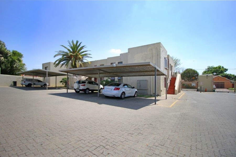 To Let 1 Bedroom Property for Rent in Kew Gauteng