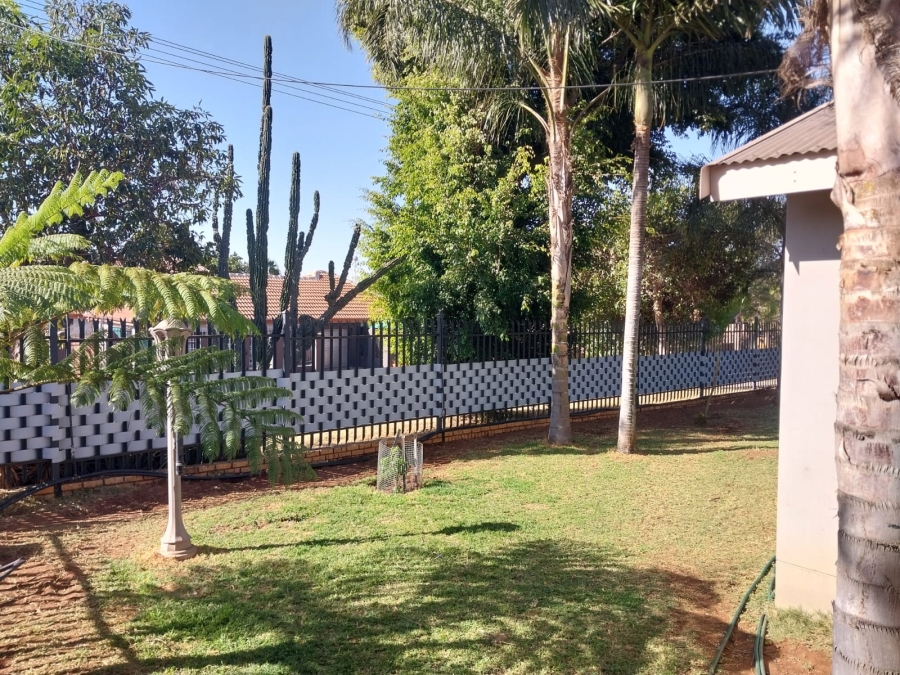 3 Bedroom Property for Sale in Pretoria Gardens Gauteng