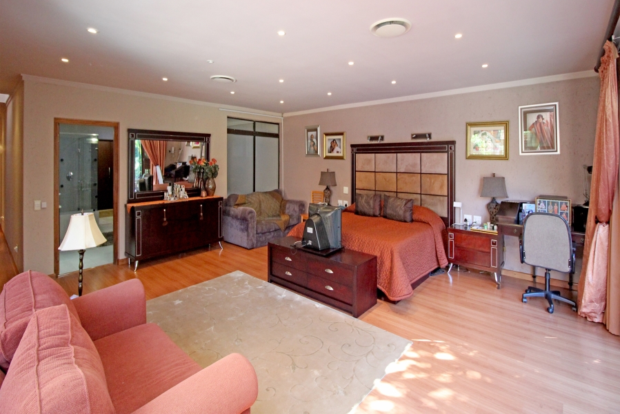 4 Bedroom Property for Sale in Atholl Gauteng