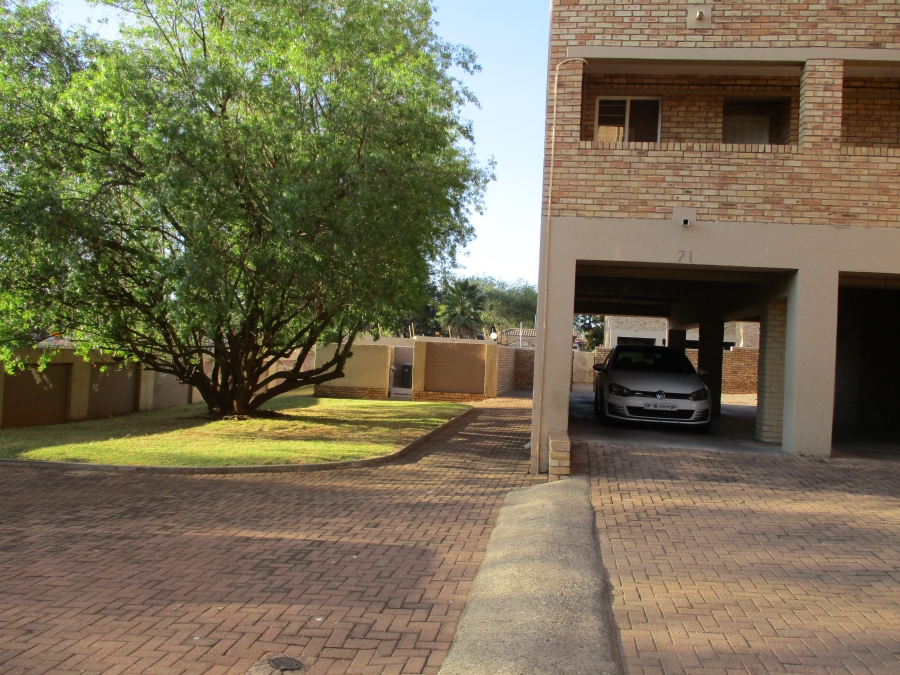 2 Bedroom Property for Sale in Wilro Park Gauteng