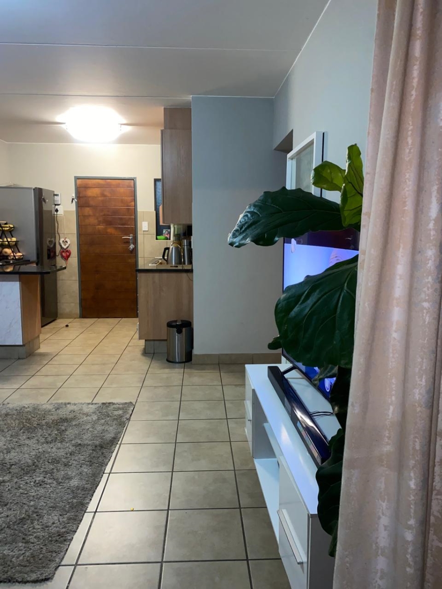 2 Bedroom Property for Sale in Alveda Park Gauteng