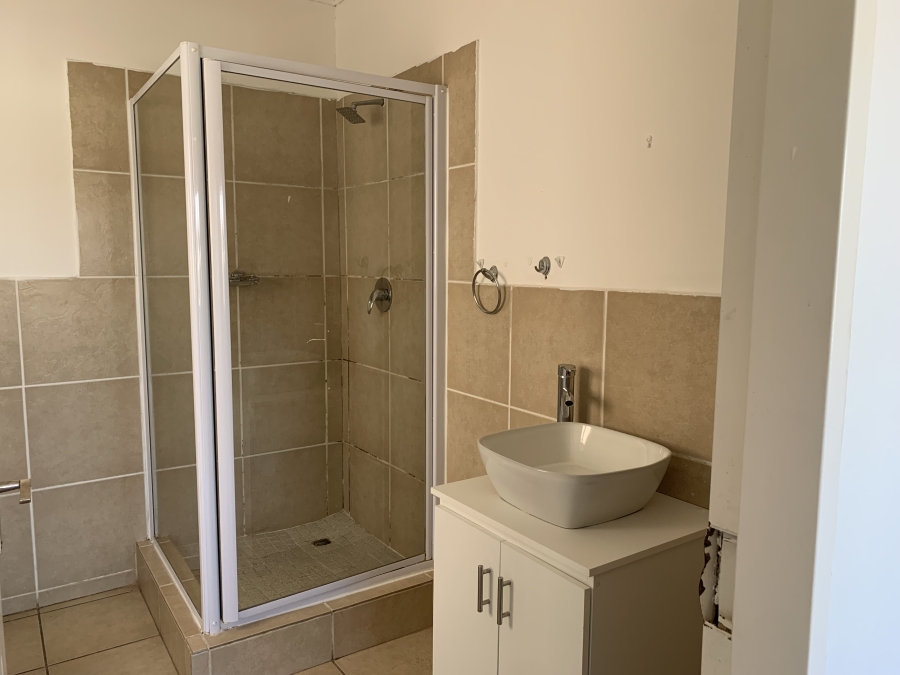 2 Bedroom Property for Sale in Pretoria North Gauteng