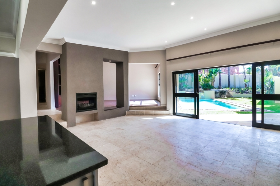 4 Bedroom Property for Sale in Hurlingham Manor Gauteng