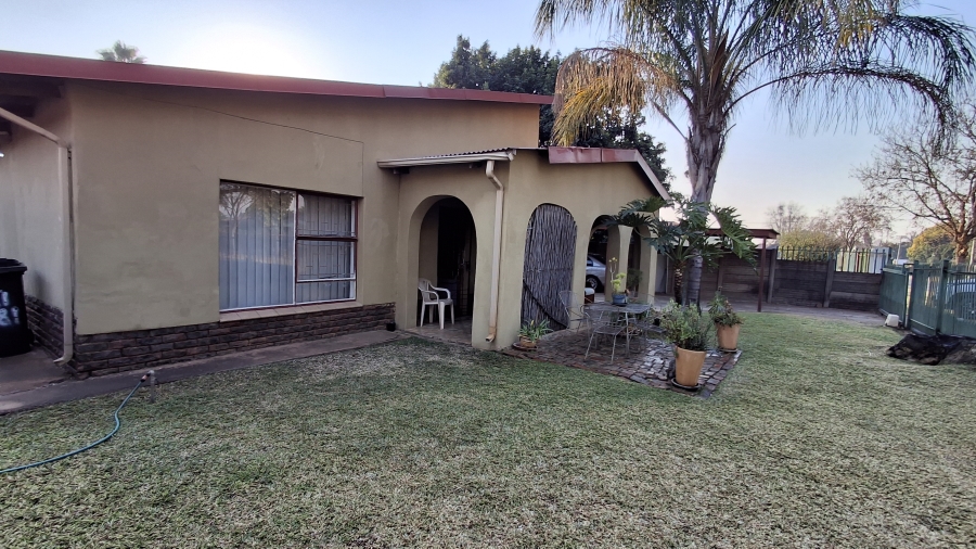 5 Bedroom Property for Sale in Wolmer Gauteng