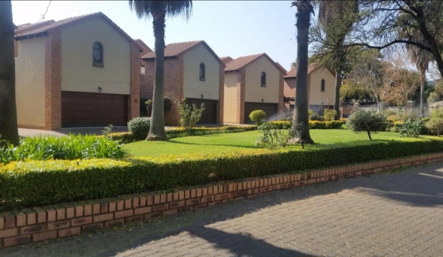 4 Bedroom Property for Sale in Equestria Gauteng