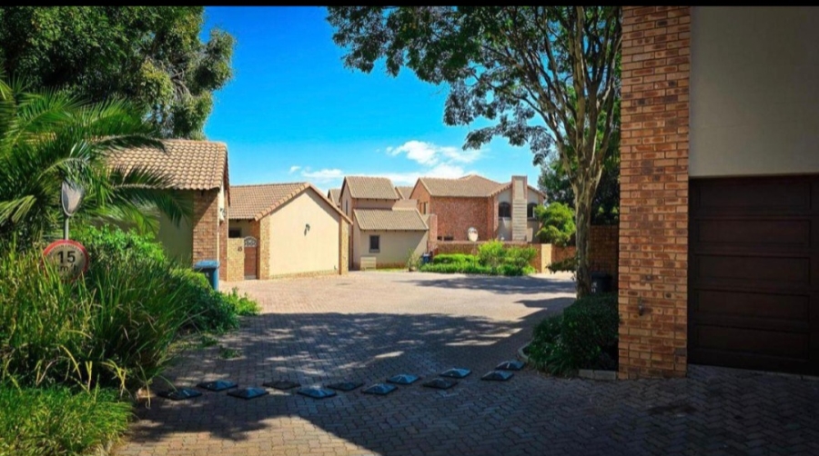 4 Bedroom Property for Sale in Equestria Gauteng