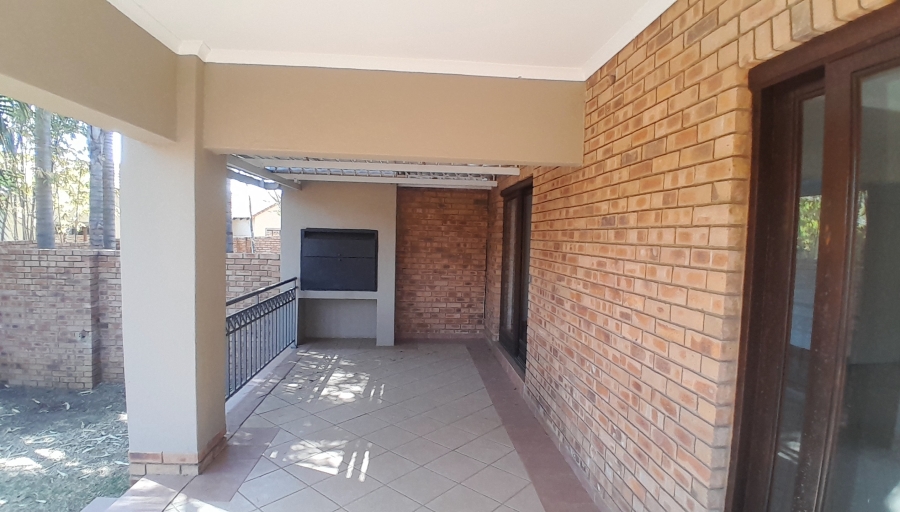 4 Bedroom Property for Sale in Equestria Gauteng