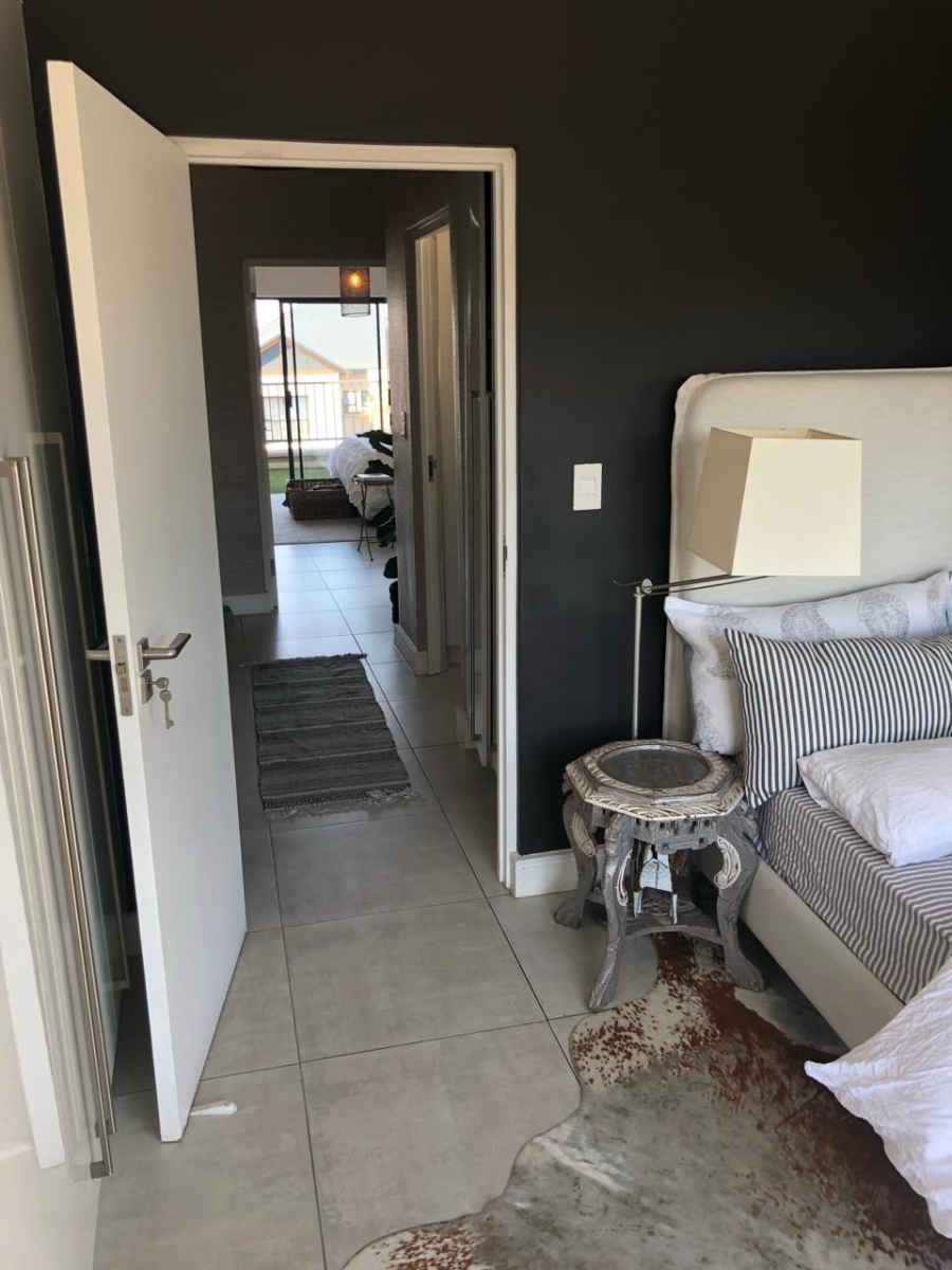 2 Bedroom Property for Sale in Waterfall Gauteng