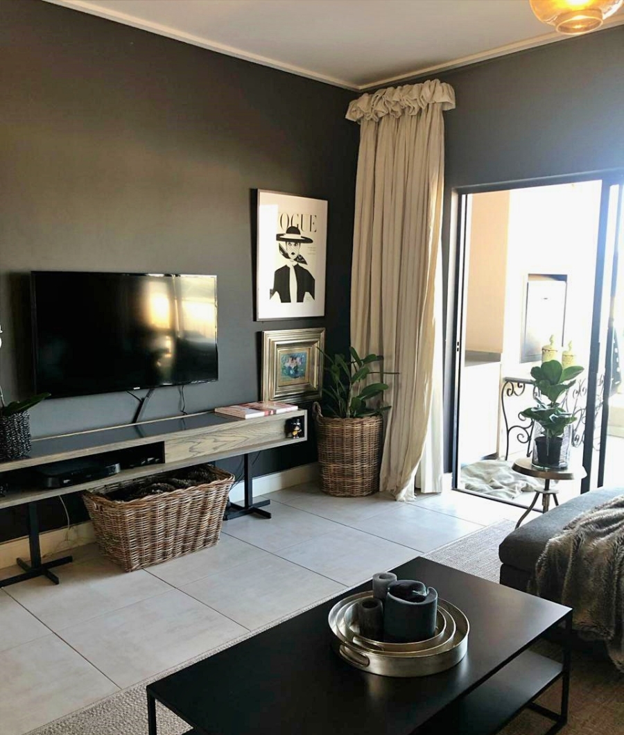 2 Bedroom Property for Sale in Waterfall Gauteng