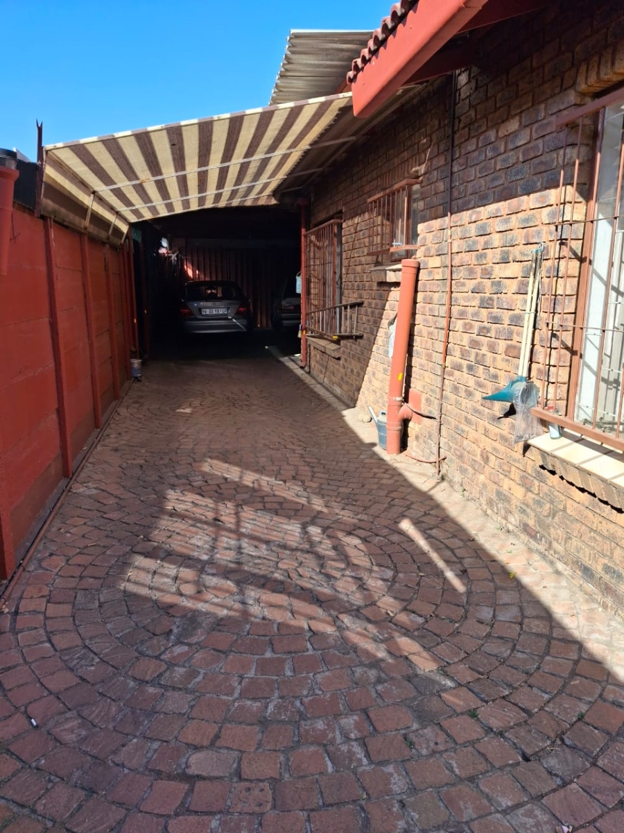 3 Bedroom Property for Sale in Daspoort Gauteng