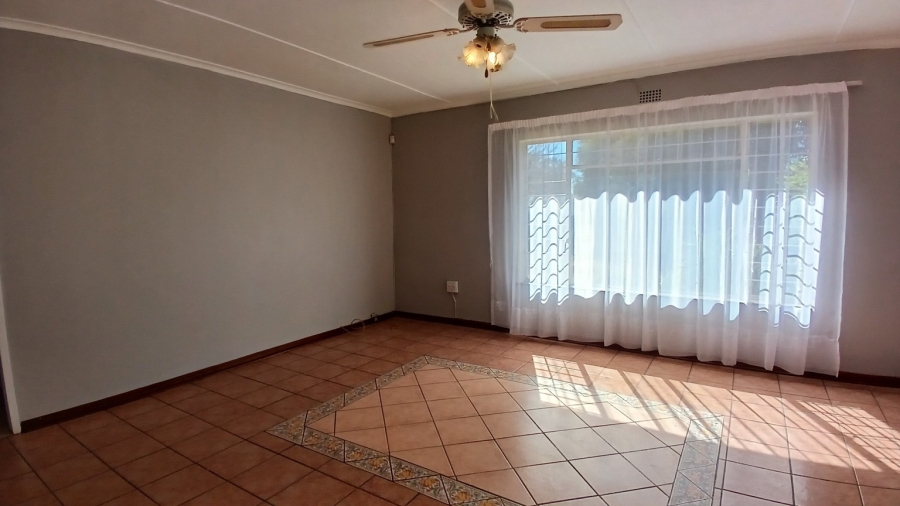 3 Bedroom Property for Sale in Raceview Gauteng