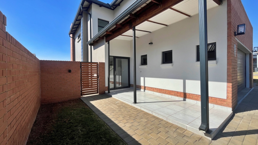 4 Bedroom Property for Sale in Six Fountains Residential Estate Gauteng