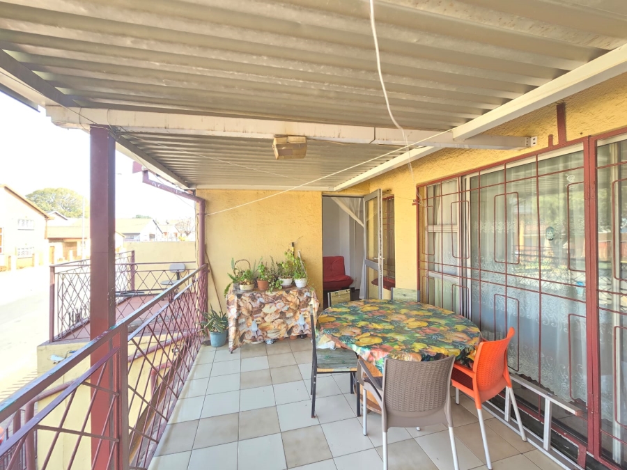 To Let 3 Bedroom Property for Rent in Actonville Gauteng