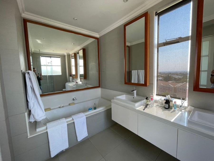 3 Bedroom Property for Sale in Melrose North Gauteng