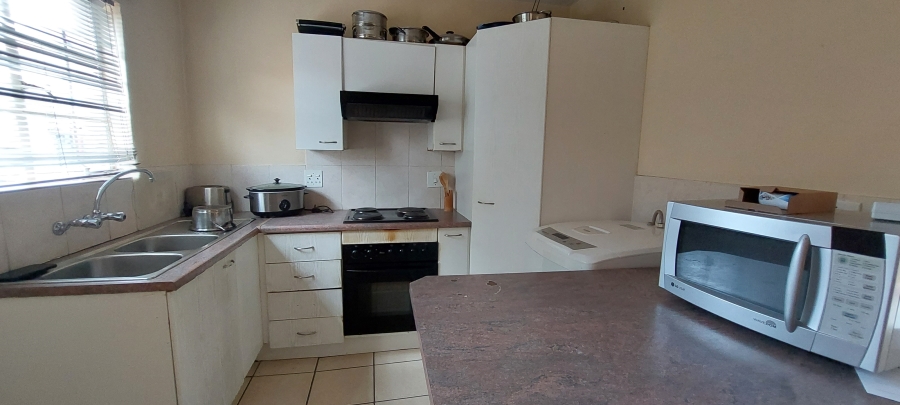 To Let 3 Bedroom Property for Rent in Elandspark Gauteng