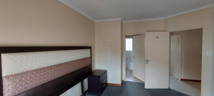 To Let 3 Bedroom Property for Rent in Elandspark Gauteng