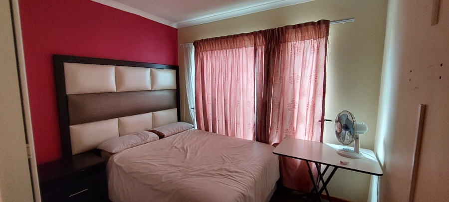 To Let 3 Bedroom Property for Rent in Elandspark Gauteng