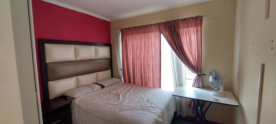 To Let 3 Bedroom Property for Rent in Elandspark Gauteng