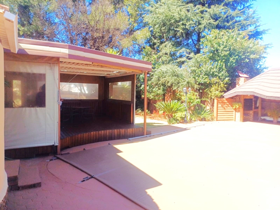 4 Bedroom Property for Sale in Doringkloof Gauteng