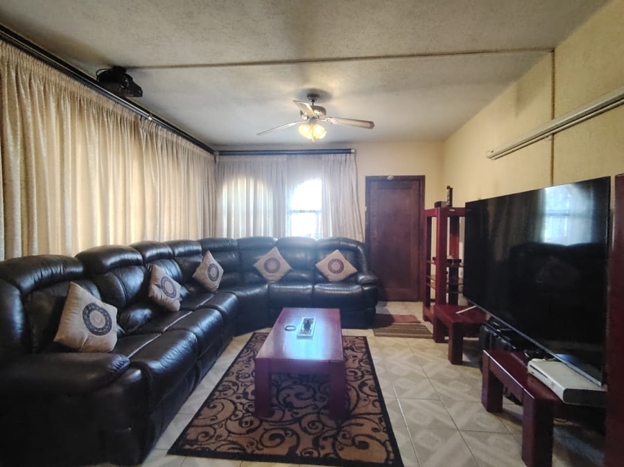 3 Bedroom Property for Sale in Lenasia Ext 1 Gauteng