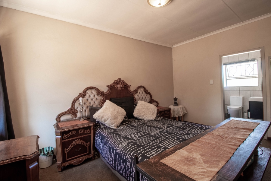 4 Bedroom Property for Sale in Clubview Gauteng