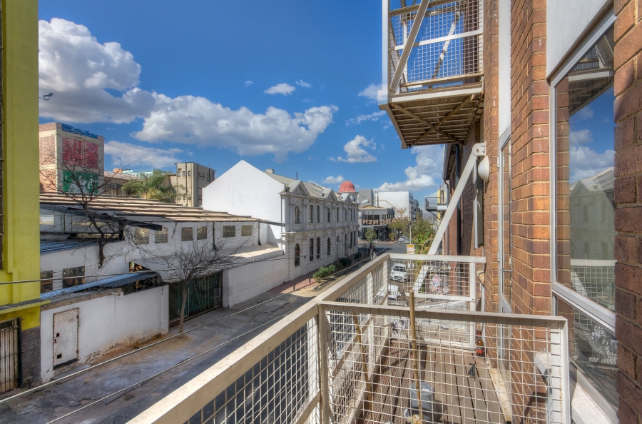 1 Bedroom Property for Sale in Maboneng Gauteng