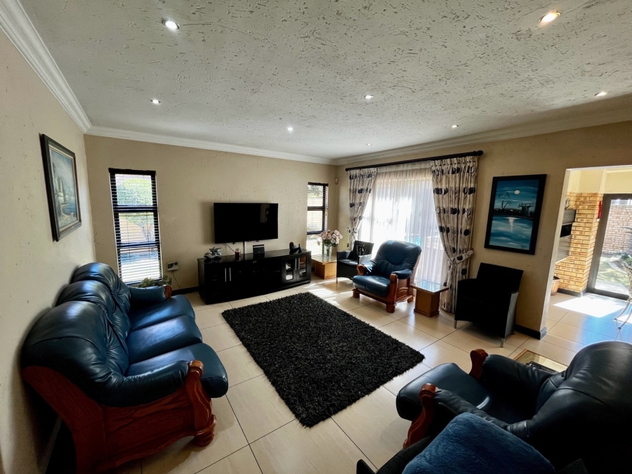 4 Bedroom Property for Sale in Meyersdal Gauteng