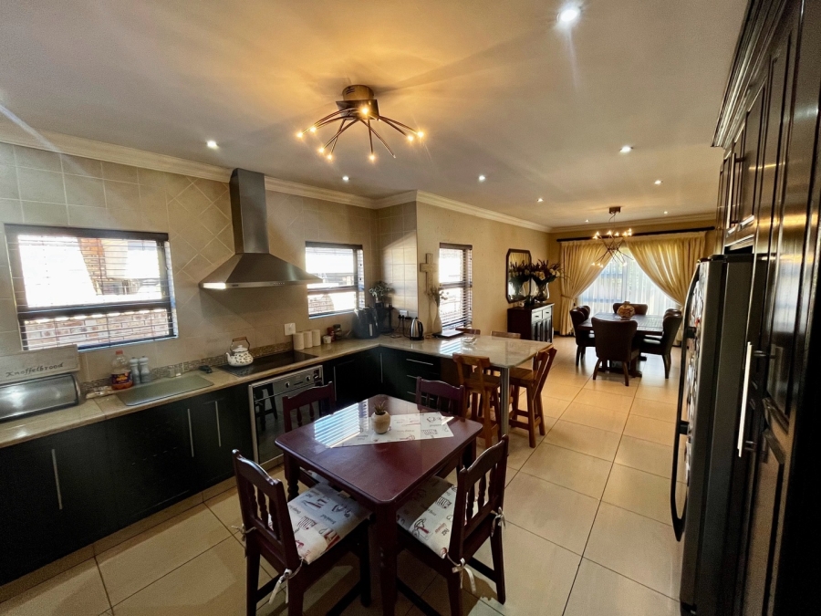 4 Bedroom Property for Sale in Meyersdal Gauteng