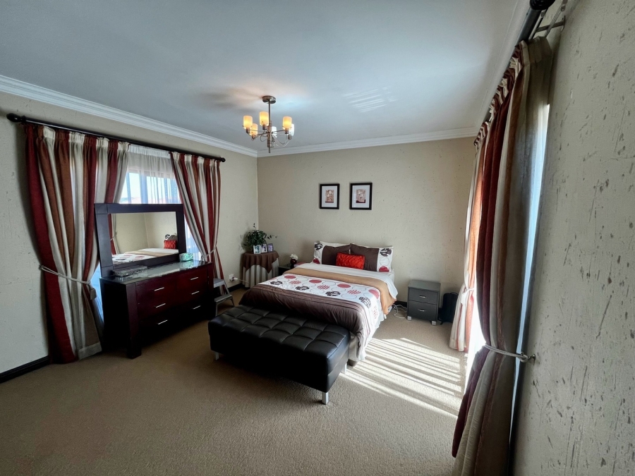 4 Bedroom Property for Sale in Meyersdal Gauteng