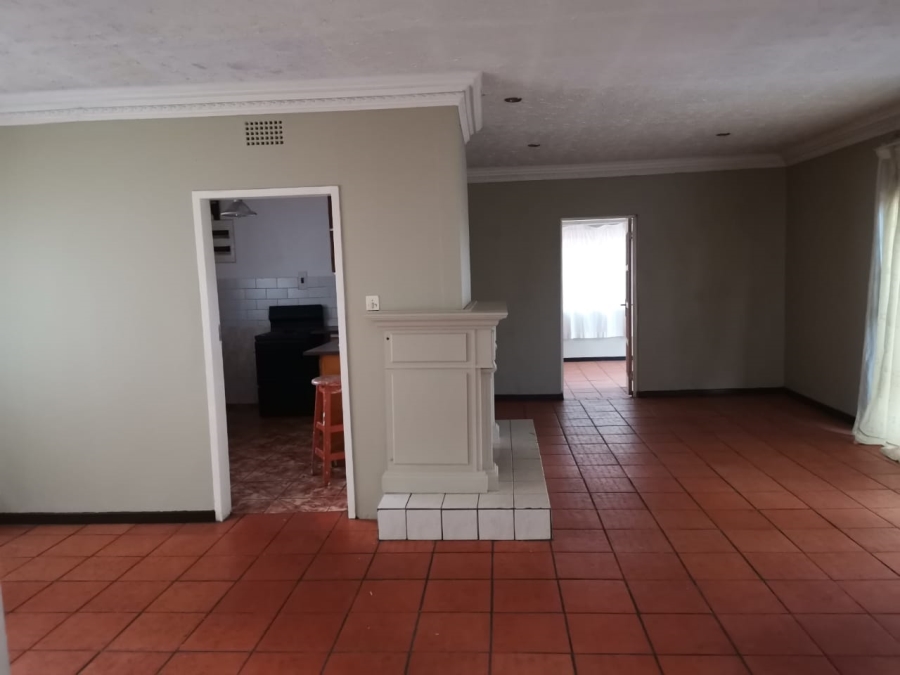 4 Bedroom Property for Sale in Birch Acres Gauteng