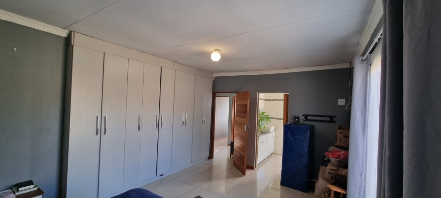 4 Bedroom Property for Sale in Riversdale Gauteng