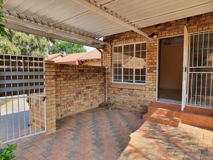 3 Bedroom Property for Sale in Meyerspark Gauteng