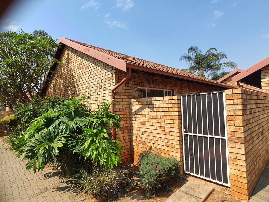 3 Bedroom Property for Sale in Meyerspark Gauteng