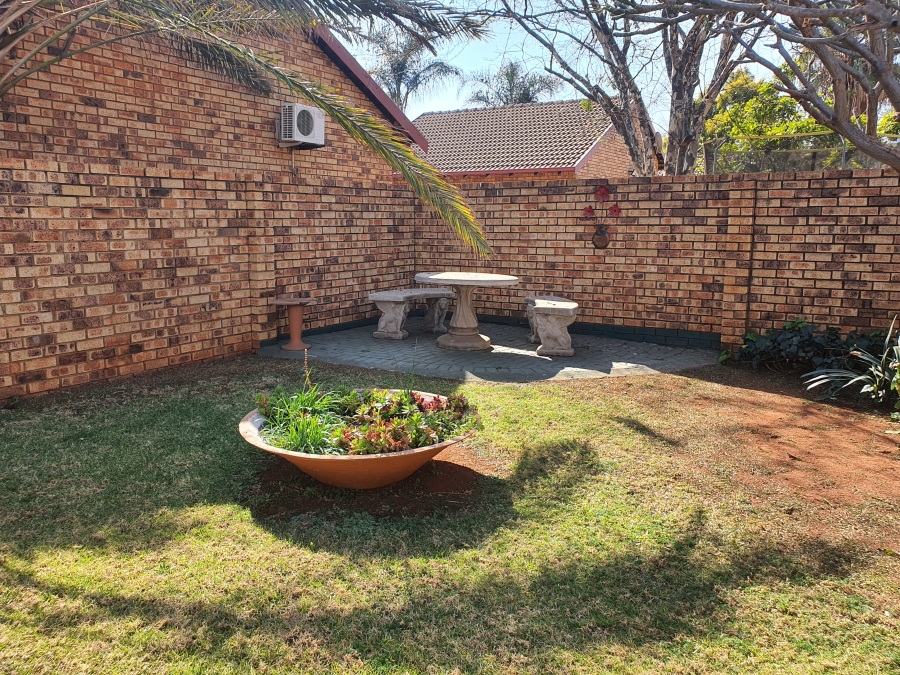 3 Bedroom Property for Sale in Meyerspark Gauteng