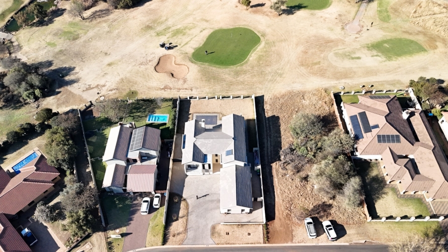 5 Bedroom Property for Sale in Pebble Rock Golf Village Gauteng