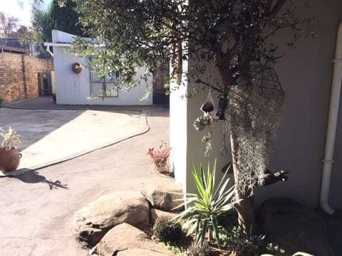 4 Bedroom Property for Sale in Doornpoort Gauteng