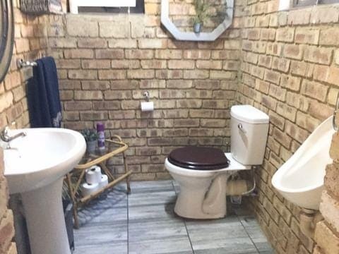 4 Bedroom Property for Sale in Doornpoort Gauteng