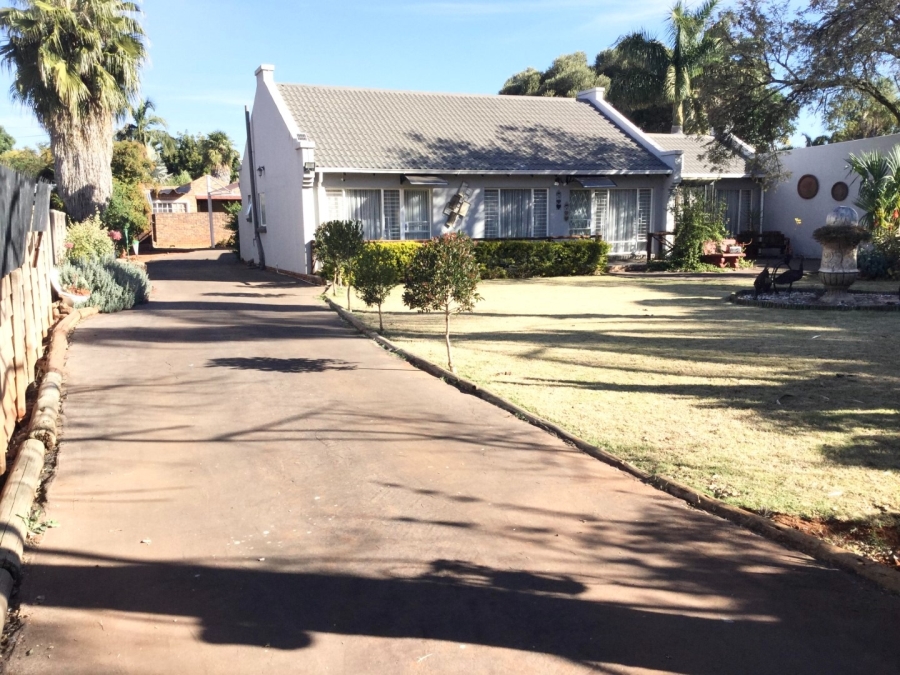 4 Bedroom Property for Sale in Doornpoort Gauteng