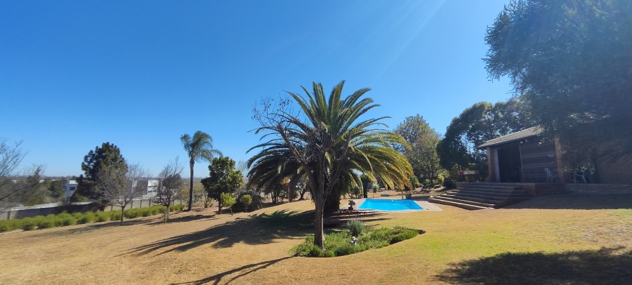 4 Bedroom Property for Sale in Glen Austin Gauteng