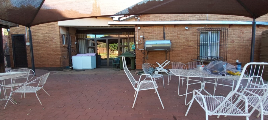 4 Bedroom Property for Sale in Pretoria North Gauteng