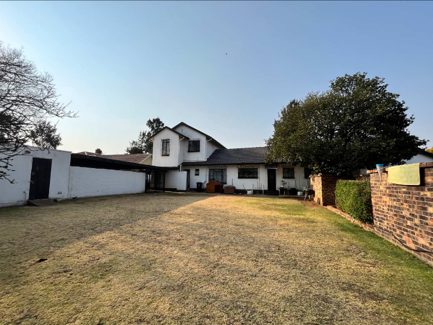 4 Bedroom Property for Sale in Brackenhurst Gauteng