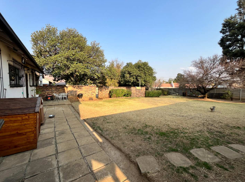 4 Bedroom Property for Sale in Brackenhurst Gauteng